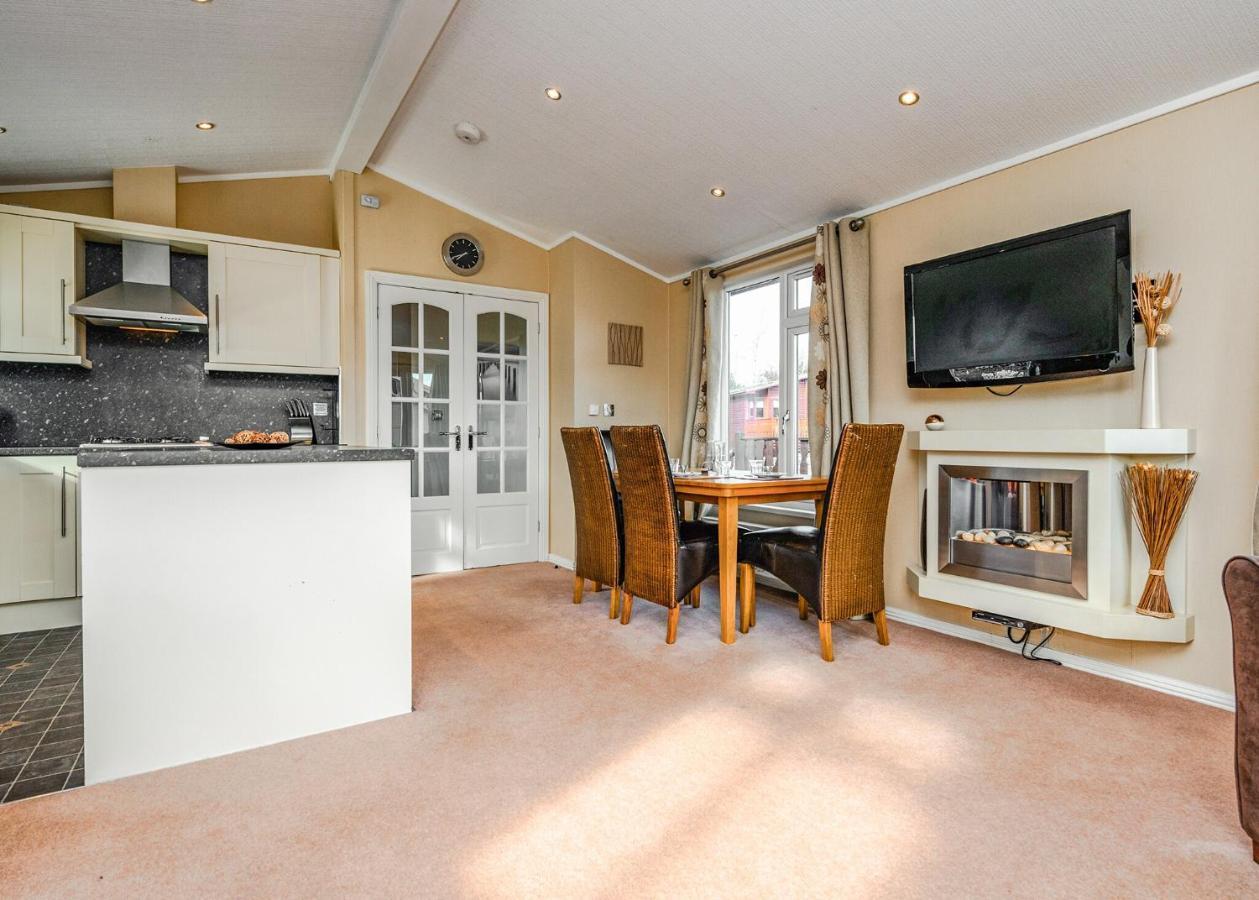 South Lakeland Leisure Village Hornby  ภายนอก รูปภาพ