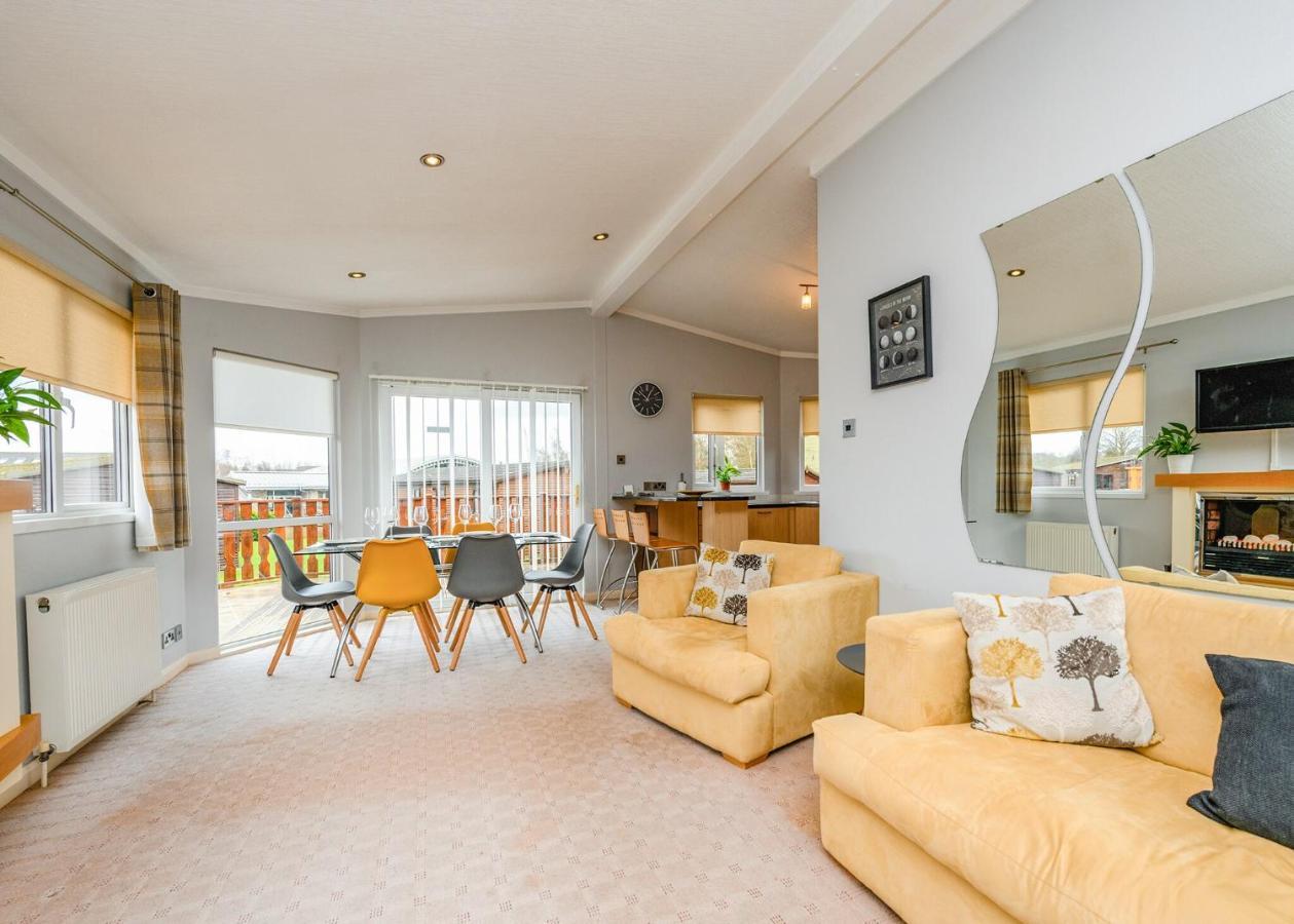 South Lakeland Leisure Village Hornby  ภายนอก รูปภาพ