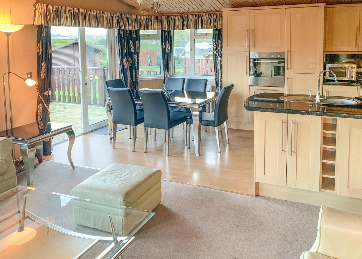 South Lakeland Leisure Village Hornby  ภายนอก รูปภาพ